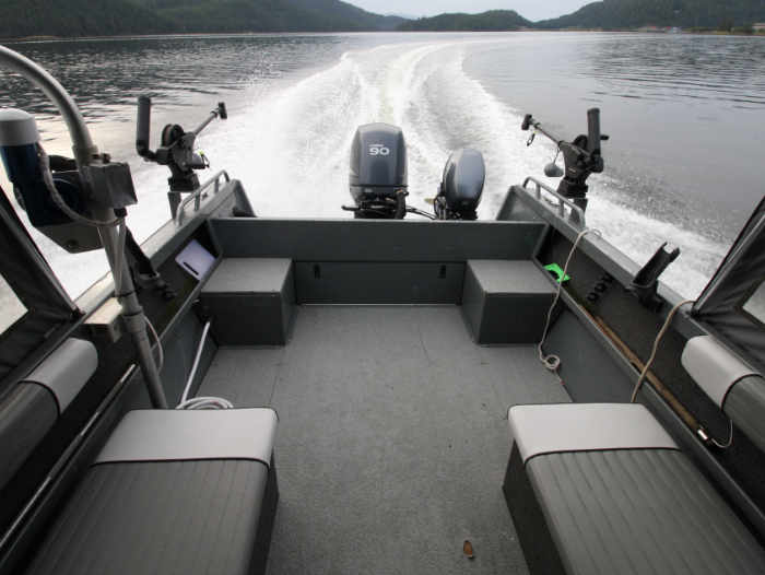 North River Runabout boat rentals from Adventure Alaska Southeast in Thorne Bay, Alaska. Fishing accommodations and packages for fishing halibut, ling cod, king salmon, silver salmon and rockfish on Prince of Wales Island.
